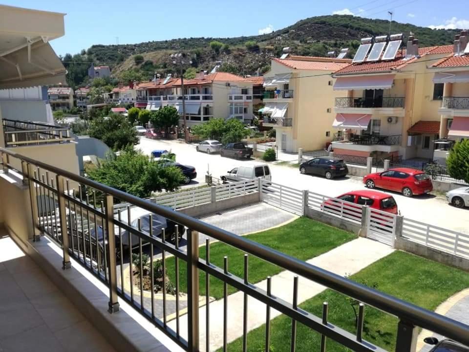 Myrsini'S Sea View Apartment Néa Péramos Exterior foto